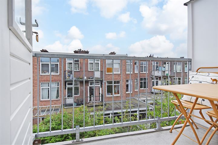 Bekijk foto 17 van Rhododendronstraat 100