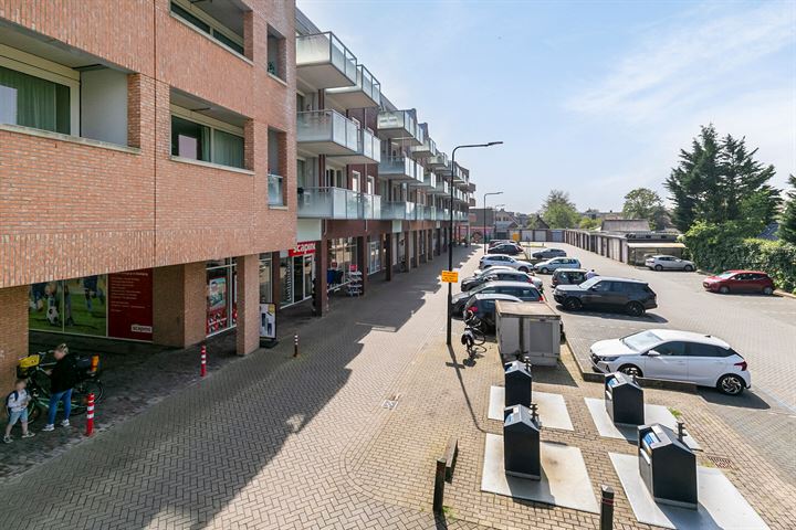 View photo 43 of Middenweg 257-C