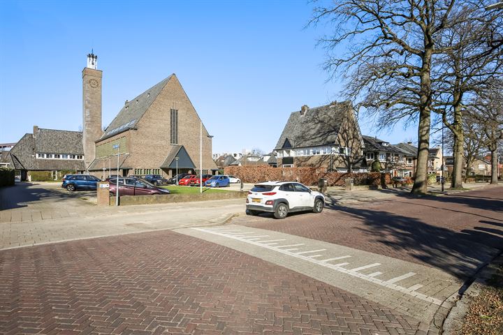 Bekijk foto 35 van Zuiderkerkplein 36