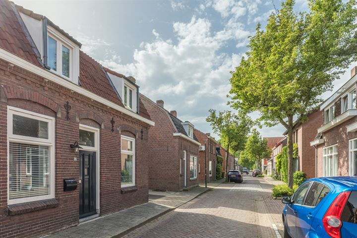 Bekijk foto 59 van Hoge Vonderstraat 17