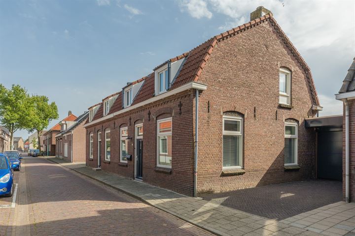 Bekijk foto 60 van Hoge Vonderstraat 17