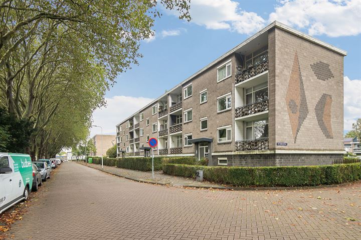 View photo 30 of Jhr. Van Karnebeekweg 38