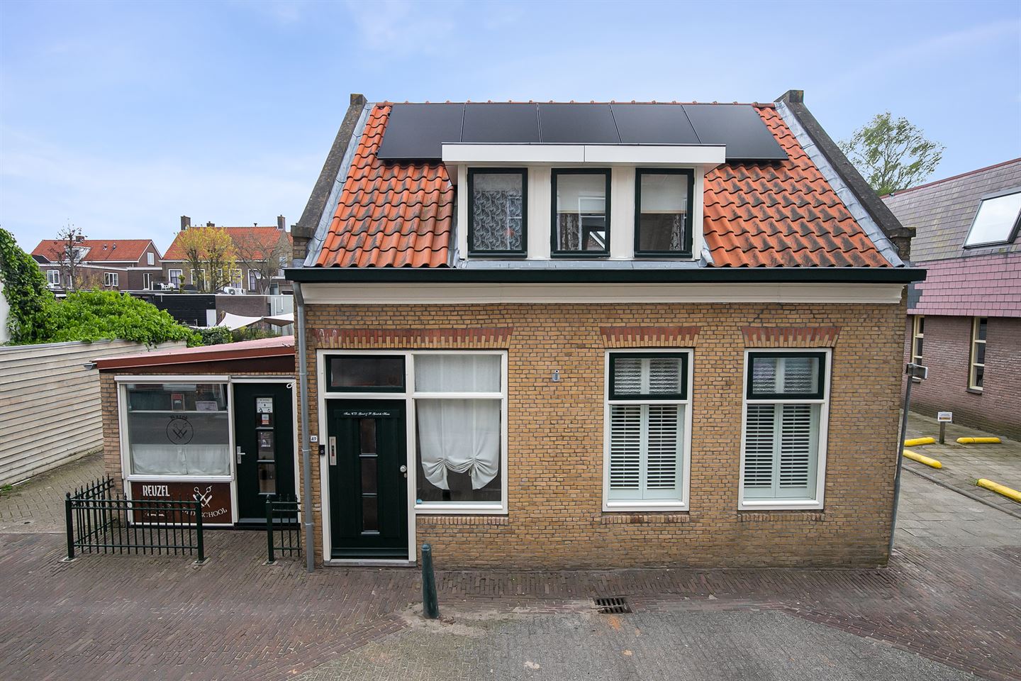 View photo 1 of Kerkstraat 49