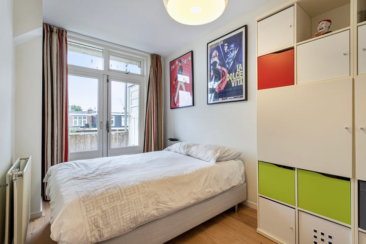 Foto 13 van Bloys van Treslongstraat 48-3