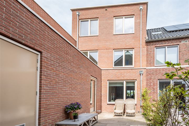 Bekijk foto 33 van Willem van Ariestraat 2