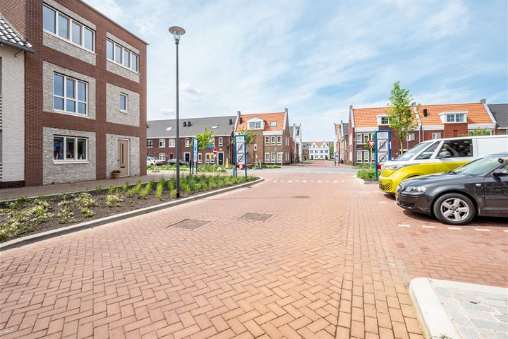 Bekijk foto 39 van Willem van Ariestraat 2