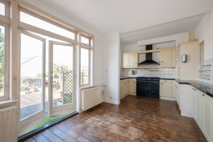 Photo 18 of Damsigtstraat 29