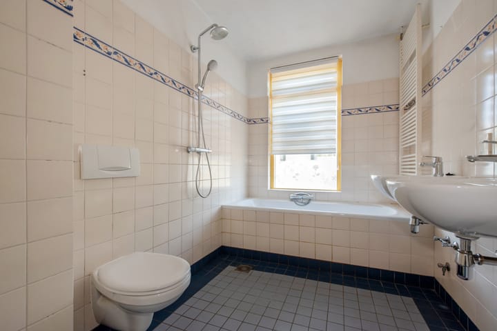 Photo 32 of Damsigtstraat 29