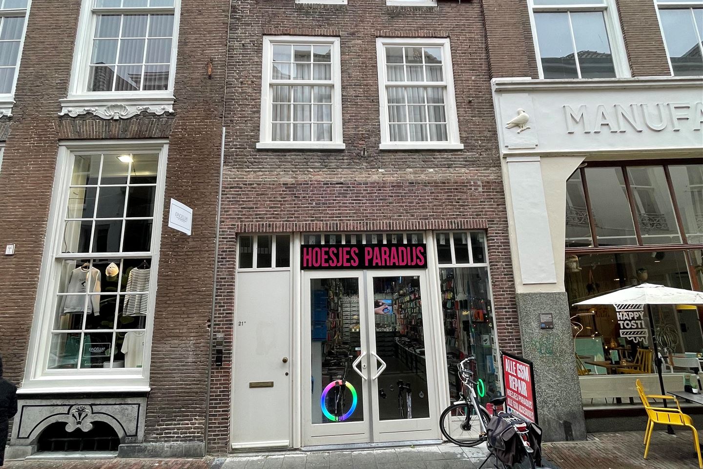 View photo 1 of Lange Bisschopstraat 21