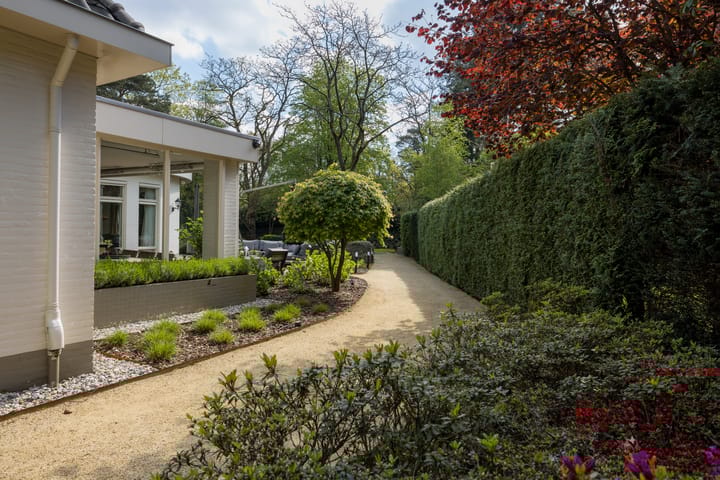 Foto 49 van Prins Constantijnlaan 13