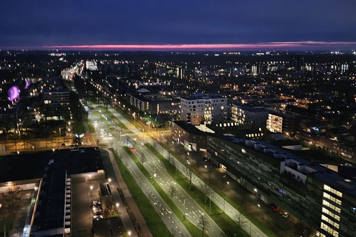 Bekijk foto 26 van Winkelcentrum Woensel 220