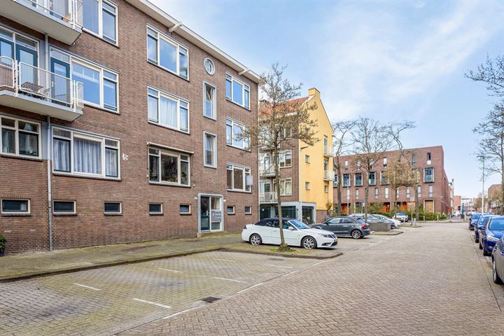 Bekijk foto 2 van Vlinderstraat 39-C