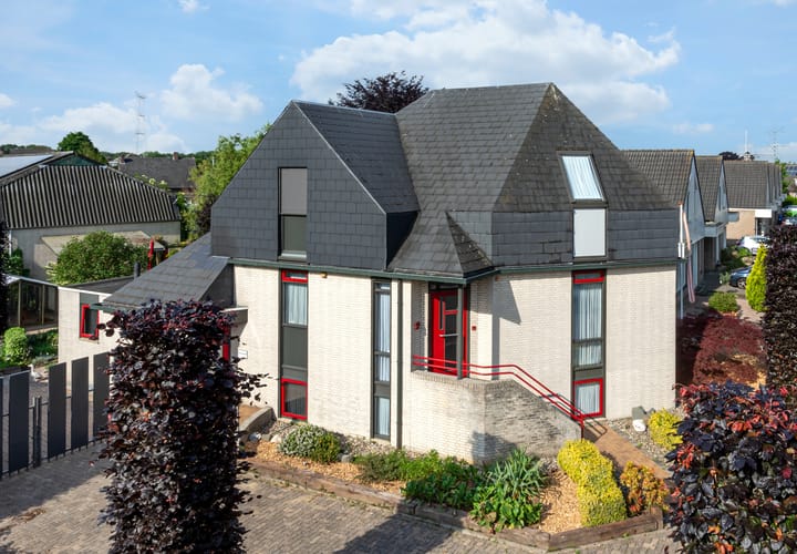 Foto 1 van Bernard van Damstraat 29