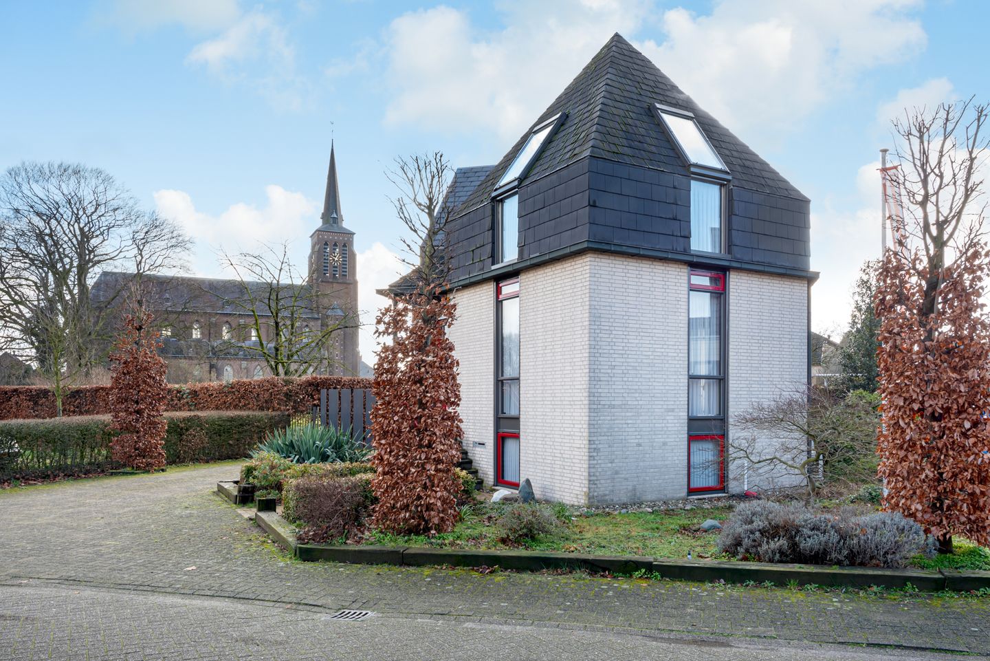 Photo 4 of Bernard van Damstraat 29