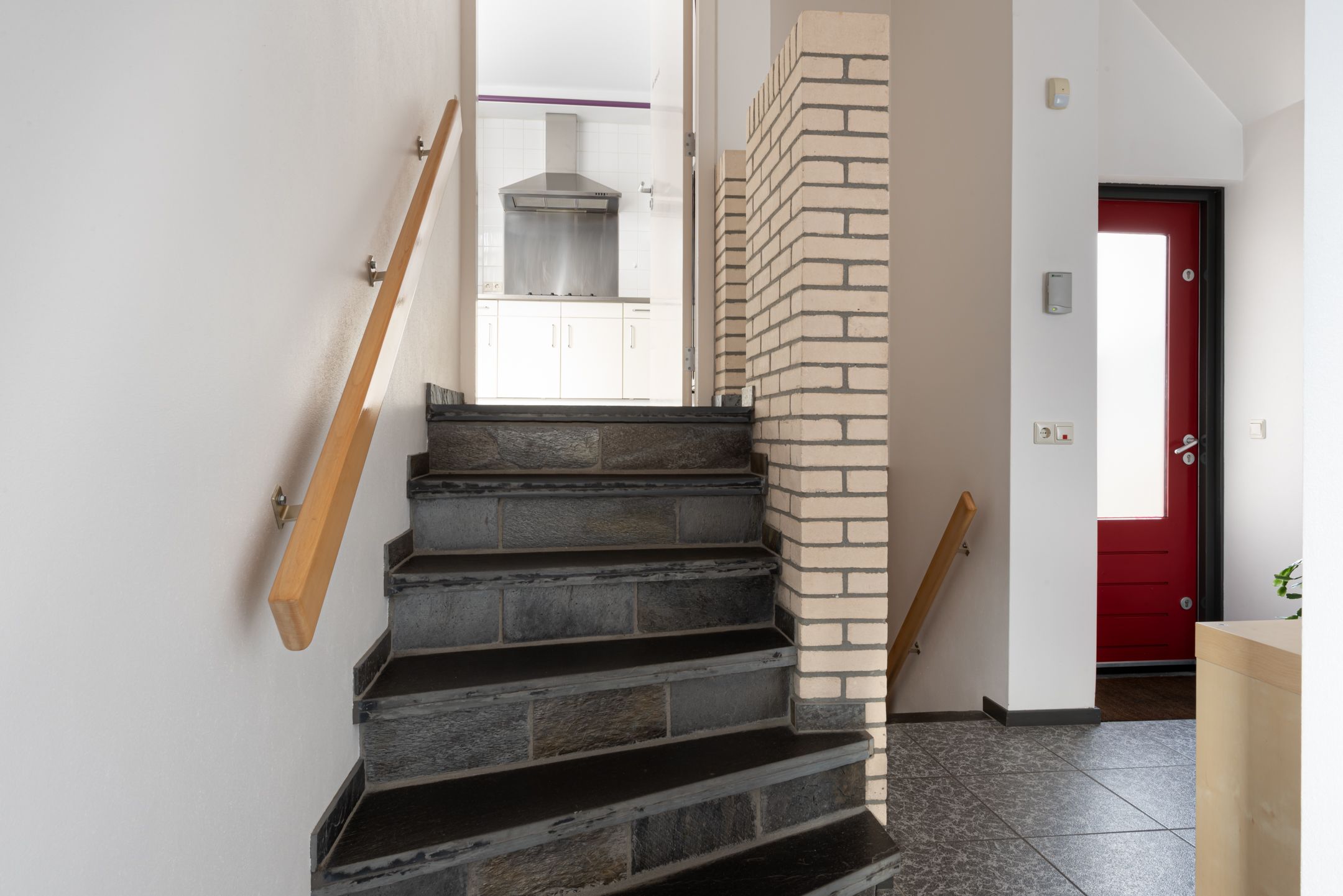 Photo 6 of Bernard van Damstraat 29