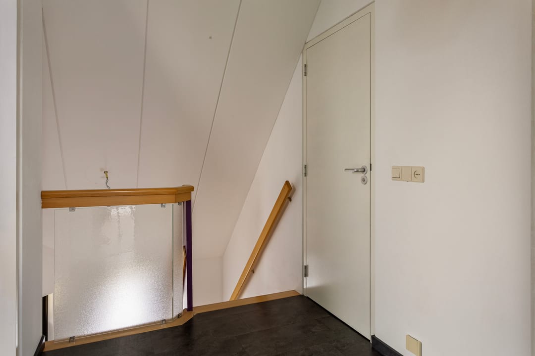 Photo 16 of Bernard van Damstraat 29