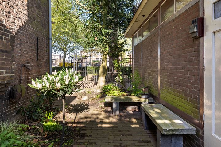 Bekijk foto 17 van Oudenhovenstraat 3