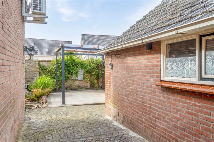 View photo 26 of Maaijenstraat 14