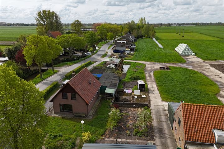 Bekijk foto 41 van Graaf Huibertlaan 36