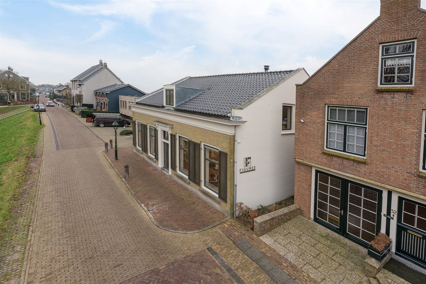 Bekijk foto 1 van Dorpsstraat 34