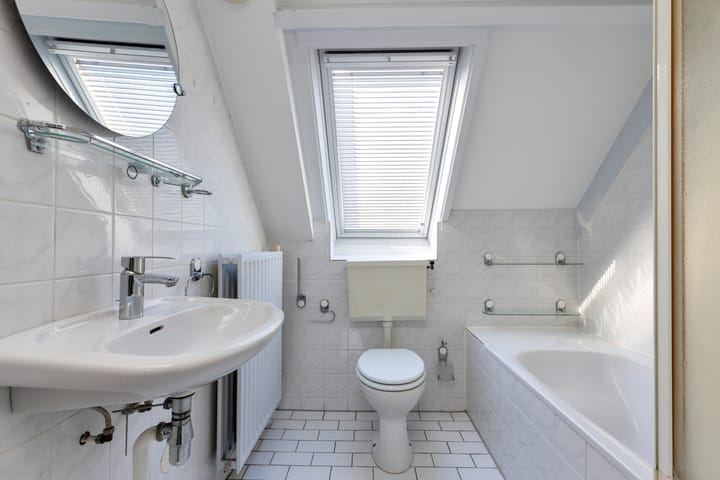 Foto 12 van Smaragd 78