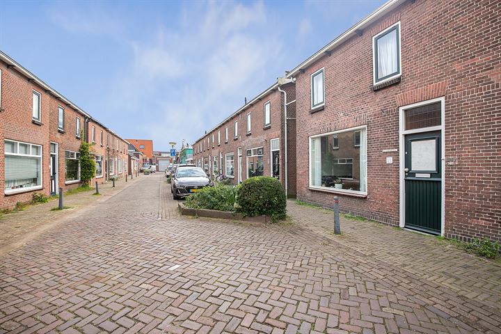 Bekijk foto 3 van van Brachtstraat 15