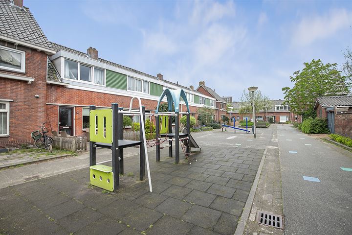 Bekijk foto 30 van van Brachtstraat 15