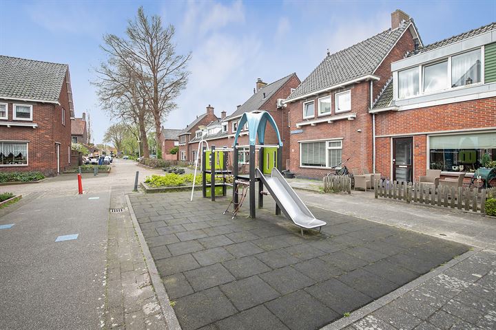 Bekijk foto 29 van van Brachtstraat 15