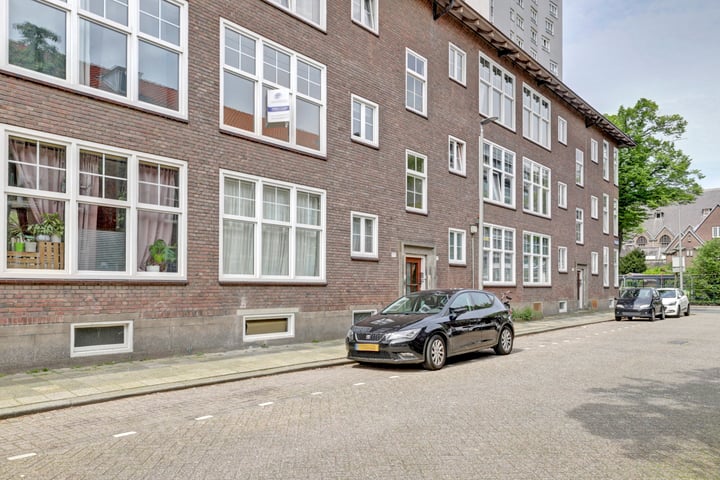 Bekijk foto 2 van Tapuitstraat 7-A