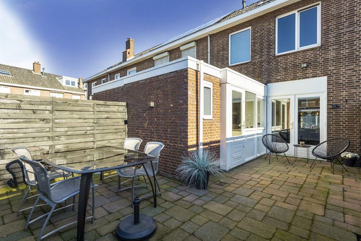 Bekijk foto 18 van Bisschop Metziusstraat 7