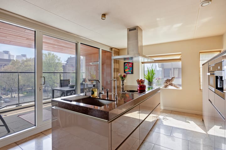 Foto 2 van Wijnhaven 75-J