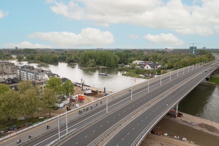 Bekijk foto 30 van Bergstraat 79