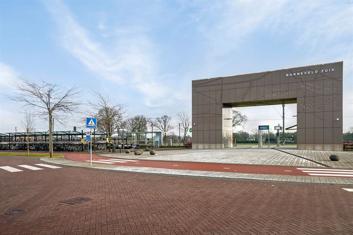 View photo 38 of Zijdehoenderlaan 36