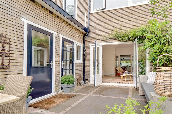 Bekijk foto 35 van Ternatestraat 4