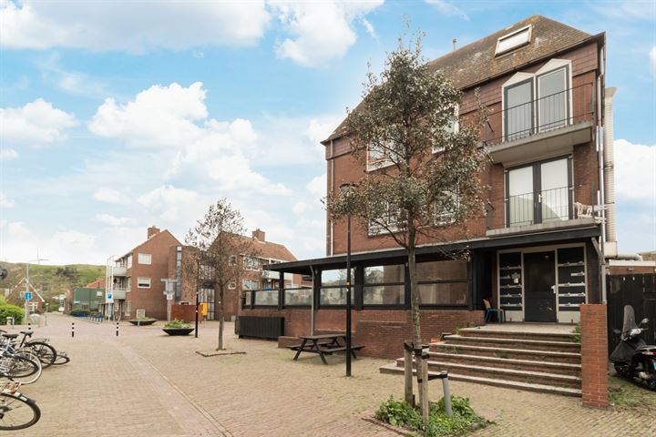 Bekijk foto 1 van de Zwaanstraat 30