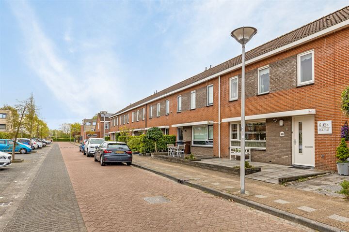 Bekijk foto 5 van Legatostraat 8