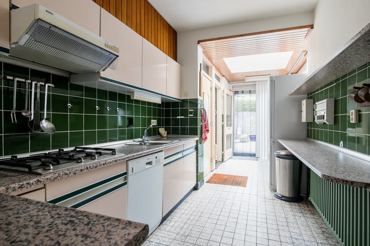 Foto 13 van Metternichstraat 10