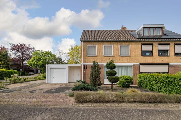 Foto 43 van Metternichstraat 10