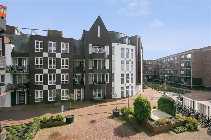 Bekijk foto 47 van Mgr vdn Tillaartstraat 38