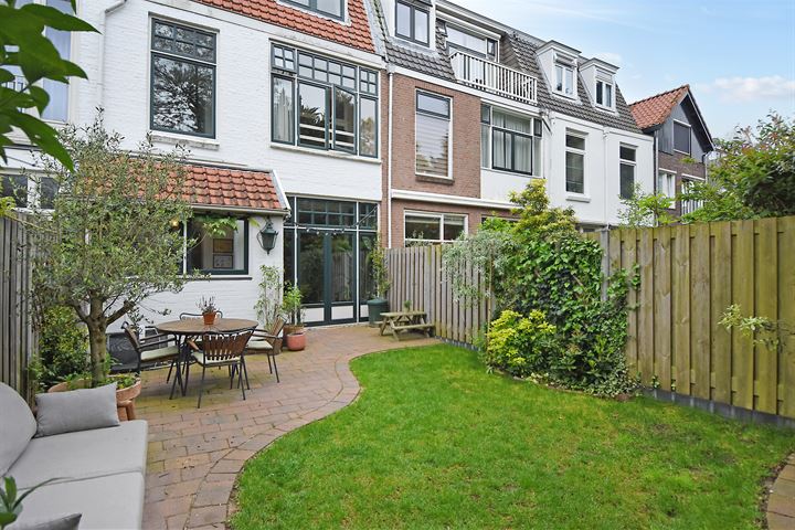 View photo 18 of Ottoburgstraat 13