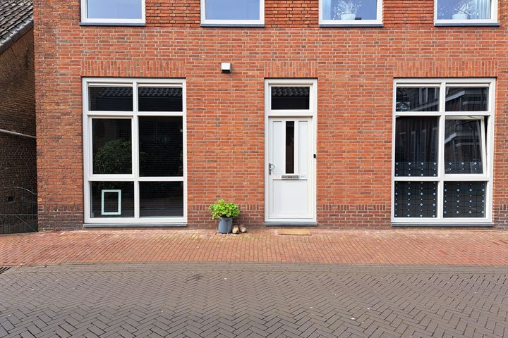 Bekijk foto 1 van Peulenstraat 193