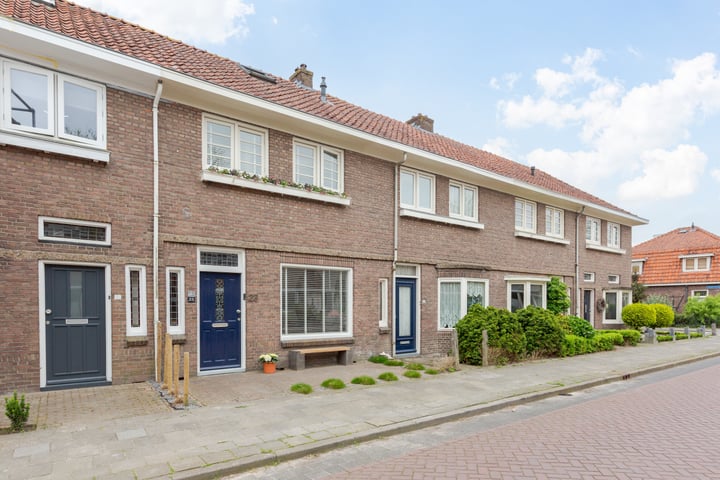 Bekijk foto 1 van Kapelstraat 23