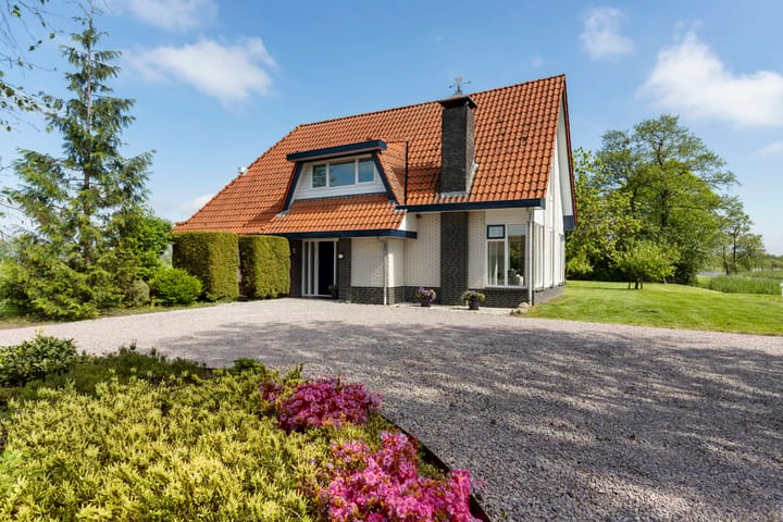 Foto 4 van Doezumerwei 1