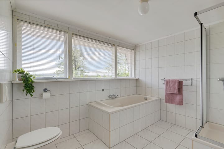 Foto 39 van Doezumerwei 1