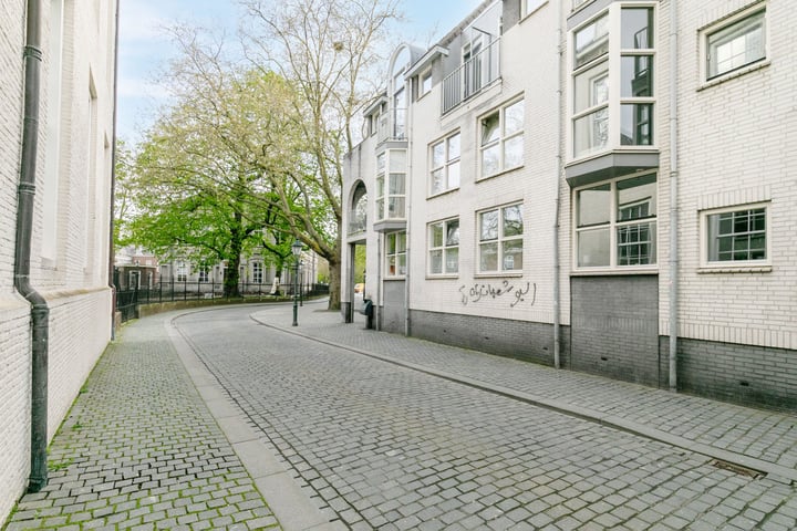 Bekijk foto 44 van Cingelstraat 20