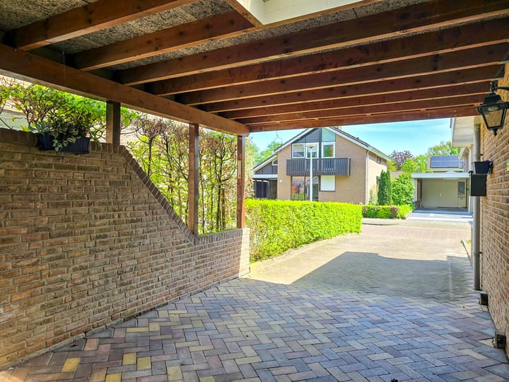 Foto 9 van Jean Louis Pisuissestraat 8