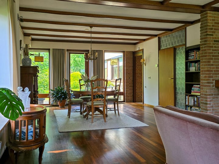 Foto 27 van Jean Louis Pisuissestraat 8