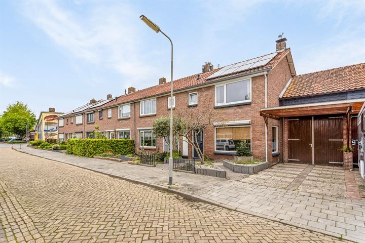 View photo 1 of De Graaffstraat 83