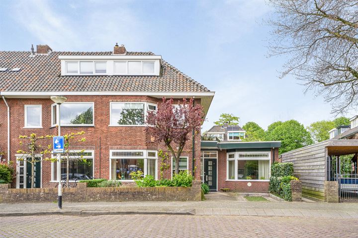 Bekijk foto 39 van Beatrixstraat 34