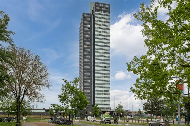 Bekijk foto 31 van Winkelcentrum Woensel 219